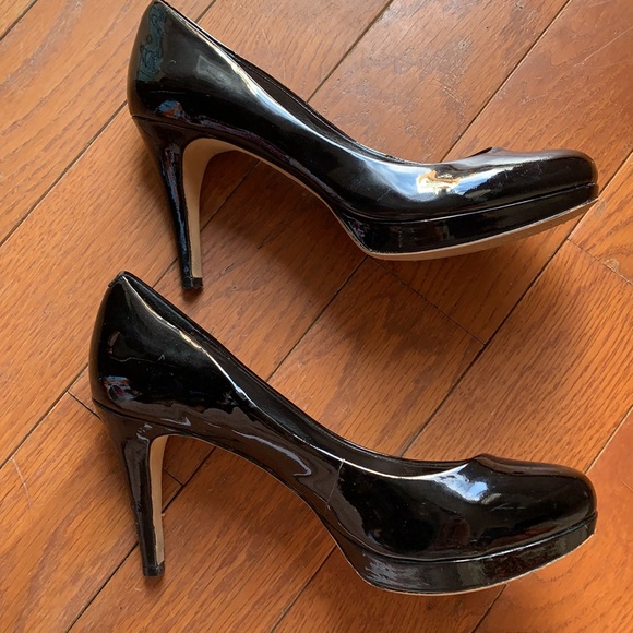 Vince Camuto shiny black heels - size 8 - Picture 8 of 13